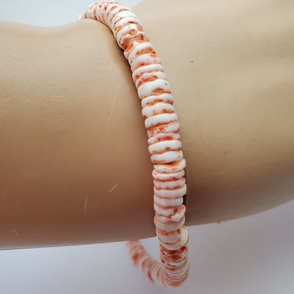 Tropical Coral White Seashell 8" Bracelet - Picture 5 of 6